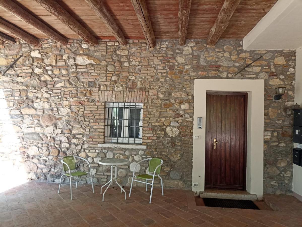 Gabriele Country House Дезенцано-дель-Гарда Экстерьер фото